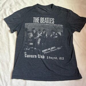🦓 black and white Beatles band t-shirt